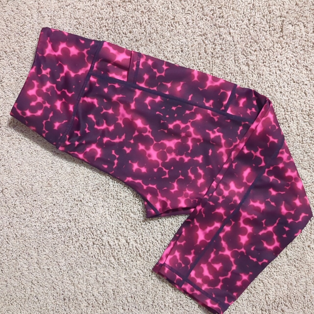 Like New, CVG Size Medium Leggings Squat Proof, Sweat Proof.